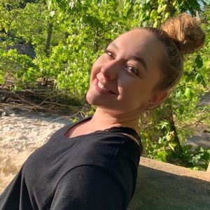 Meet your Posher, Abbygale